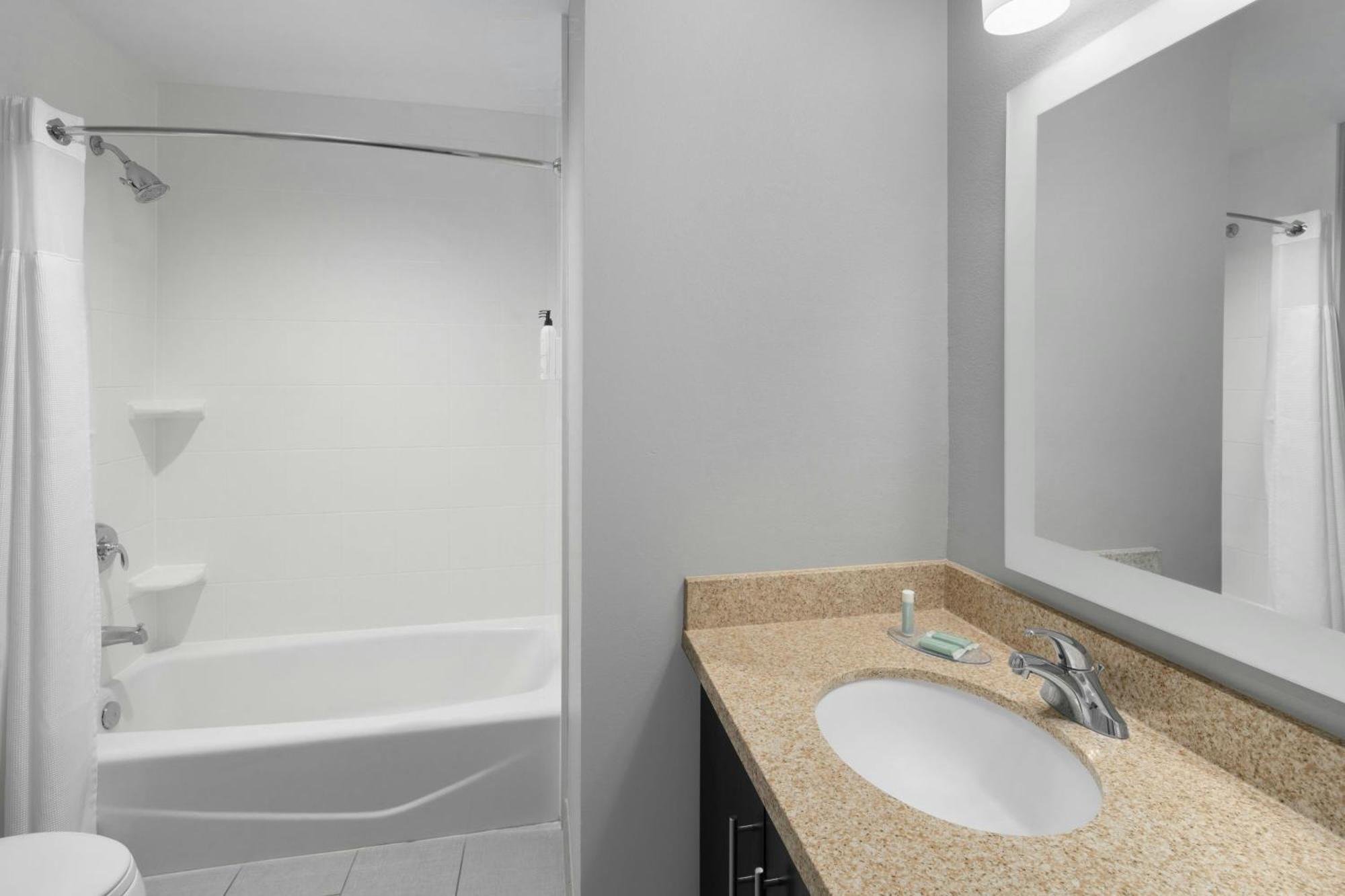 Towneplace Suites By Marriott Карлсбад Екстериор снимка