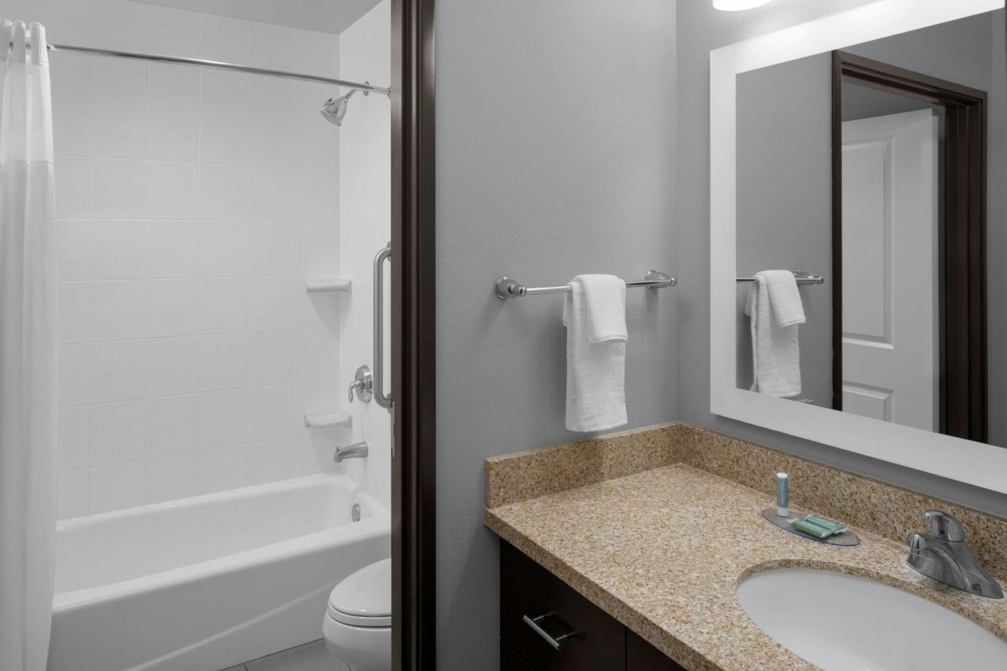 Towneplace Suites By Marriott Карлсбад Екстериор снимка