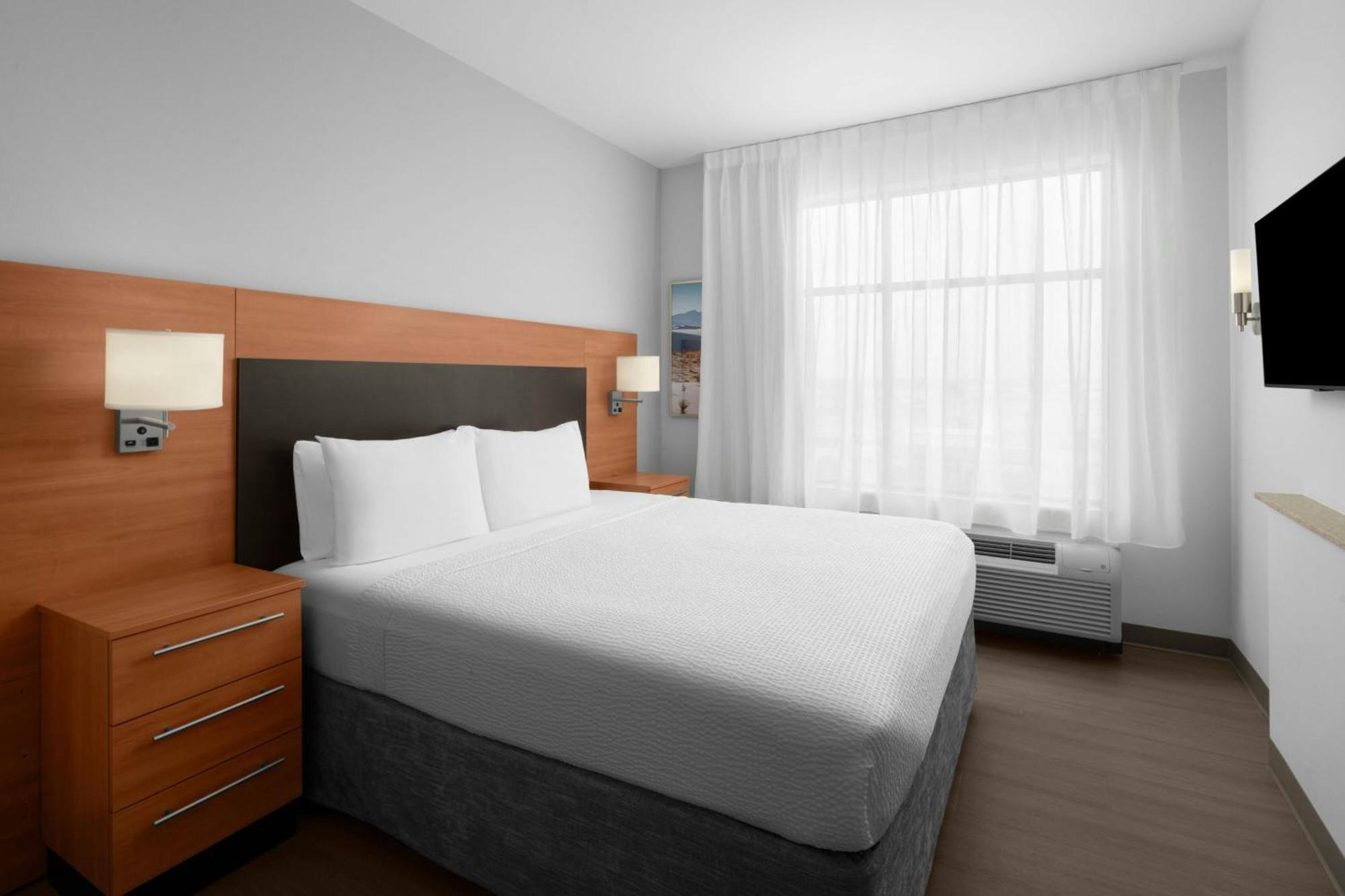 Towneplace Suites By Marriott Карлсбад Екстериор снимка